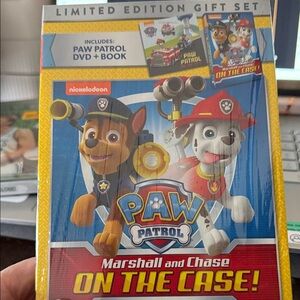 Nickelodeon Paw Patrol On The Case Gift Set - Blue, Red, Yellow